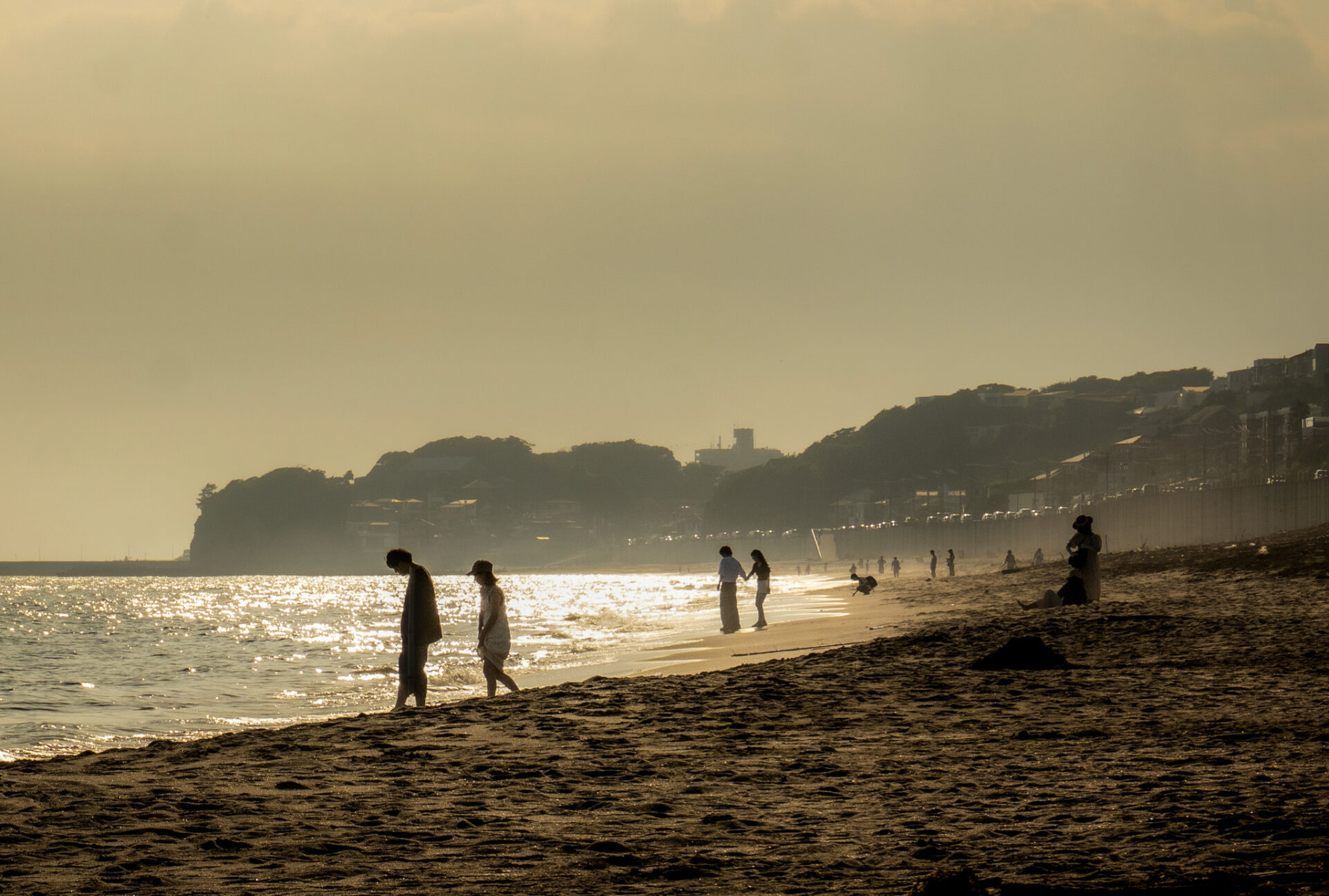 恋人たちの渚（なぎさ）